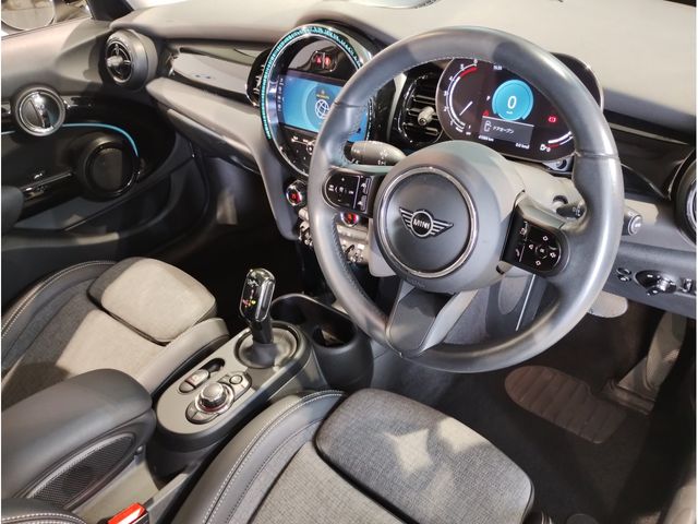 MINI COOPER D 5DOOR