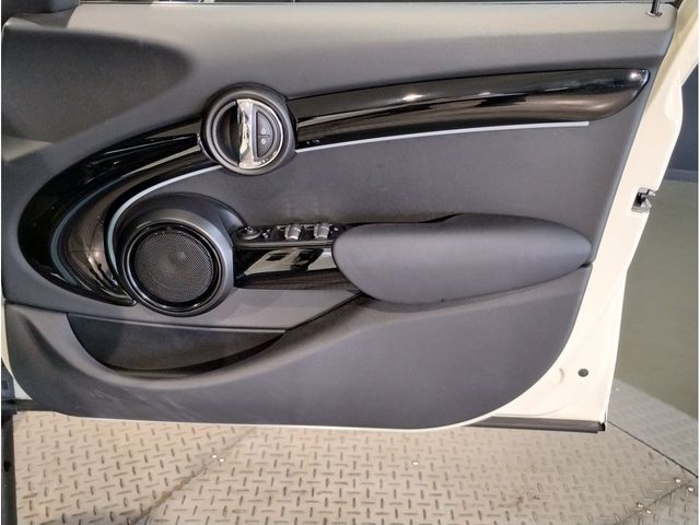 MINI COOPER D 5DOOR
