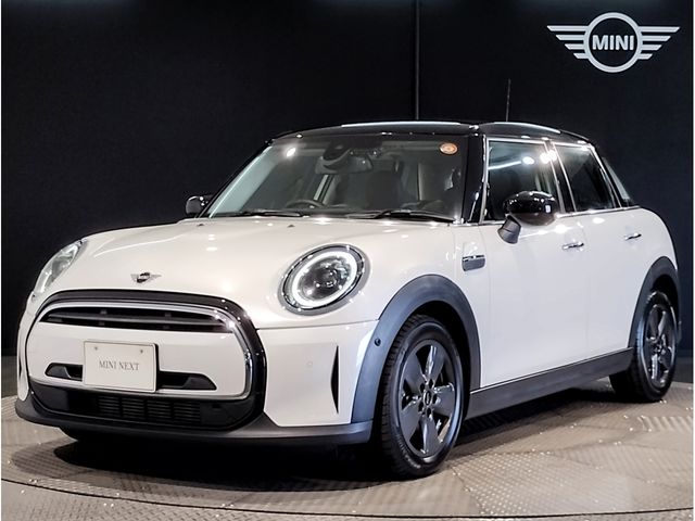 MINI COOPER D 5DOOR