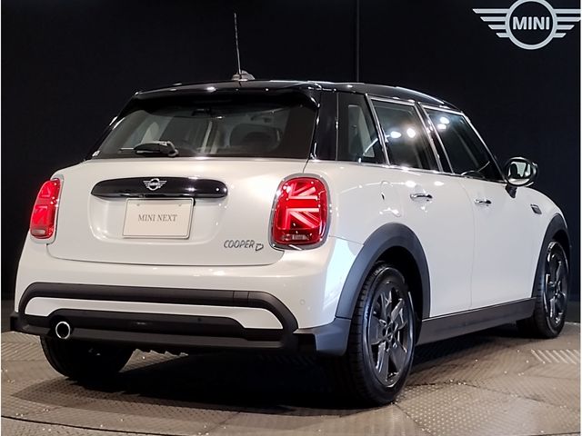 MINI COOPER D 5DOOR