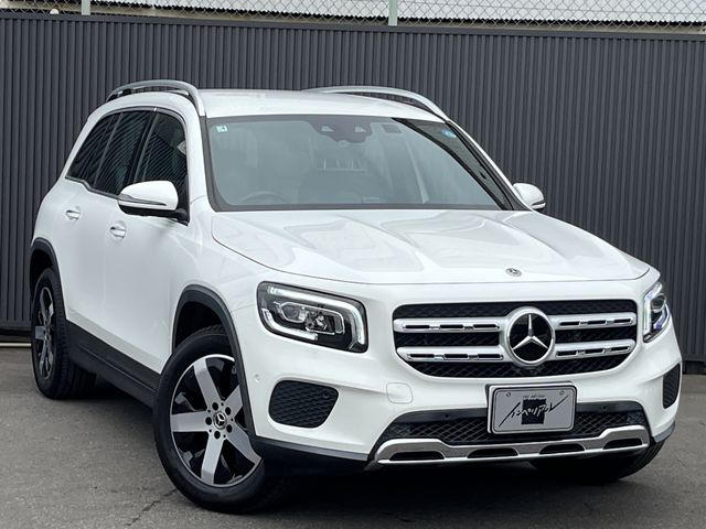 MERCEDES BENZ GLB