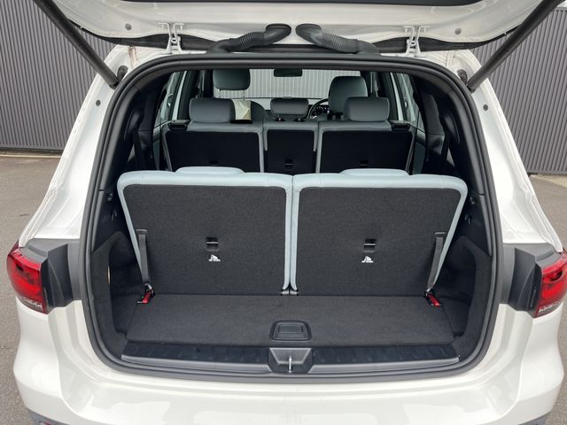 MERCEDES BENZ GLB