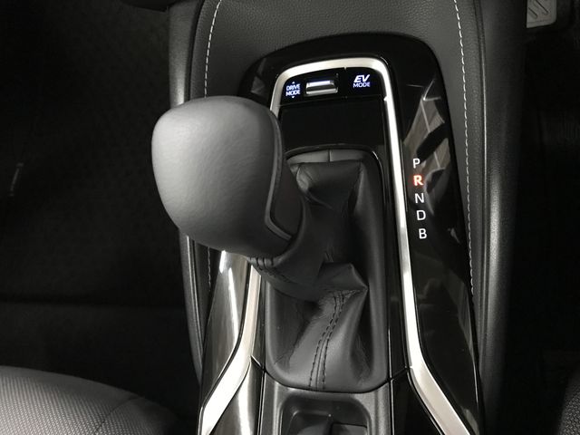 COROLLA TOURING HYBRID 4WD