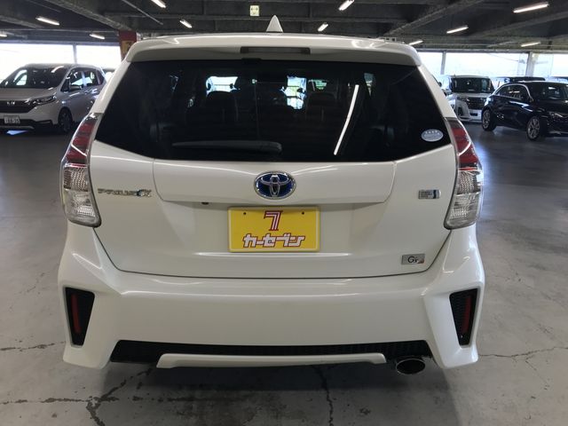 PRIUS Alpha