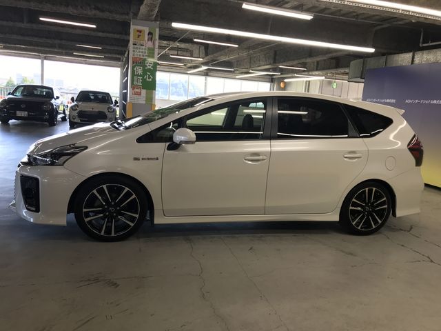 PRIUS Alpha