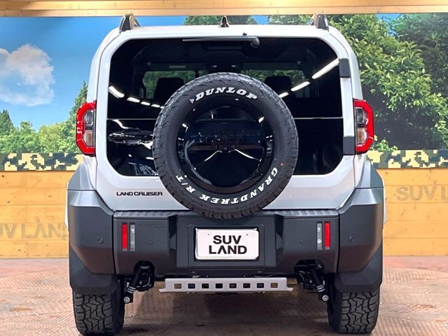 LANDCRUISER FJ