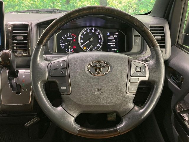 HIACE van 2WD