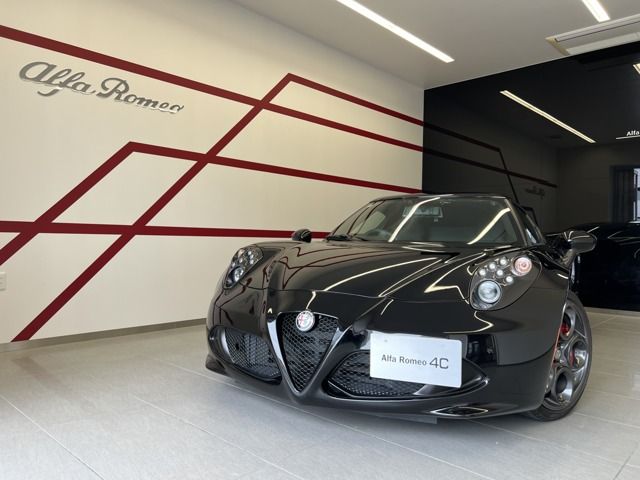 ALFAROMEO 4C