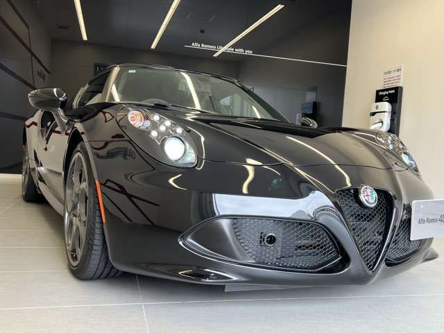 ALFAROMEO 4C