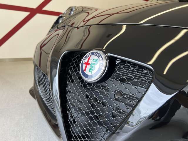ALFAROMEO 4C