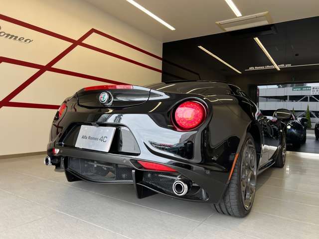 ALFAROMEO 4C