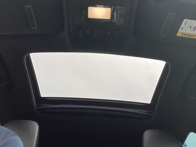 LEXUS IS300h