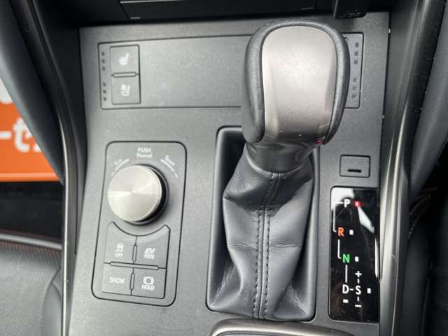 LEXUS IS300h