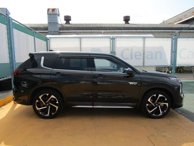 OUTLANDER PHEV