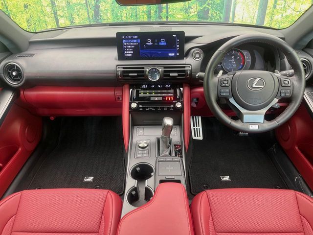 LEXUS IS300