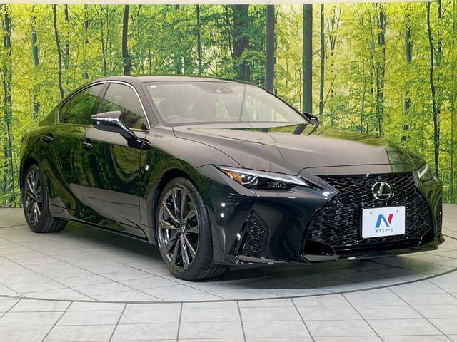 LEXUS IS300