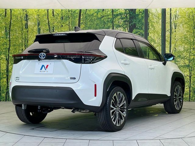 YARIS CROSS HYBRID