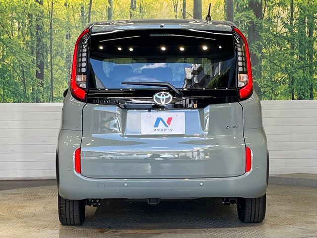 SIENTA HYBRID