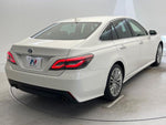CROWN sedan hybrid