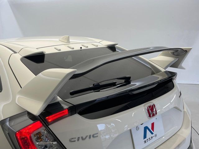 CIVIC hatchback