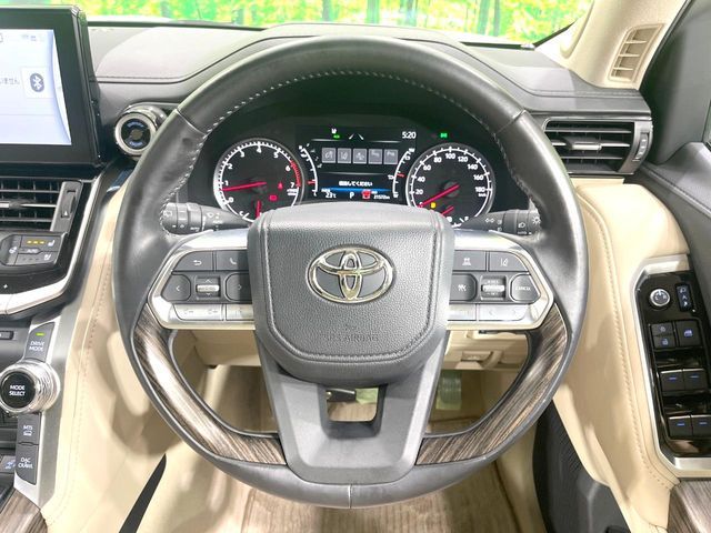 LANDCRUISER wagon