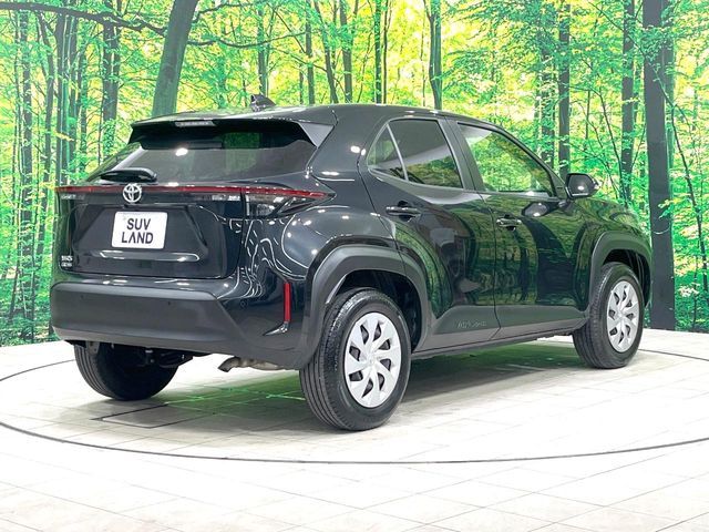 YARIS CROSS