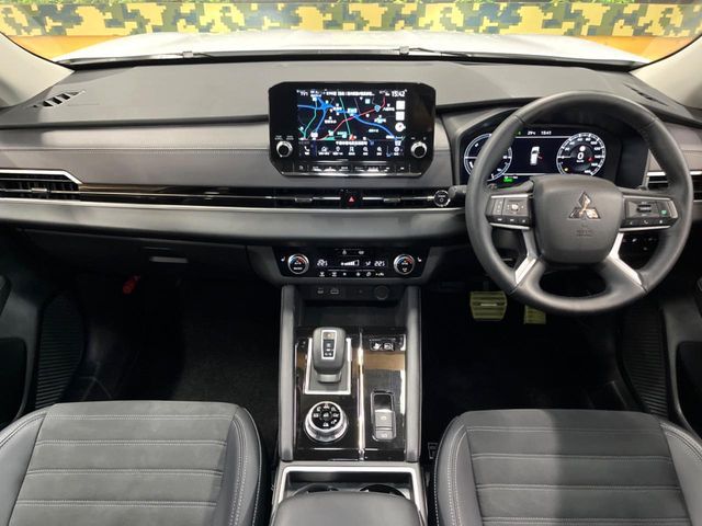 OUTLANDER PHEV