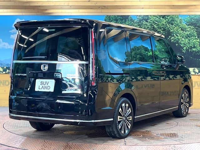 STEPWAGON e:HEV SPADA