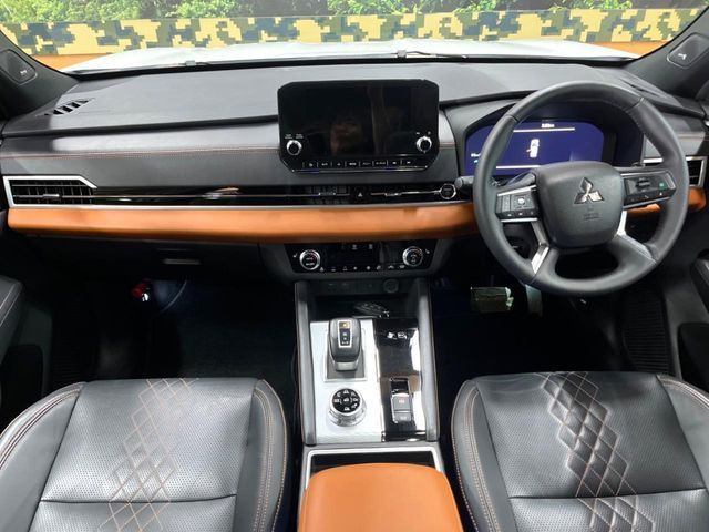 OUTLANDER PHEV
