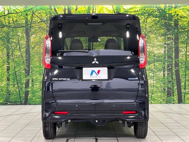 eK SPACE 4WD