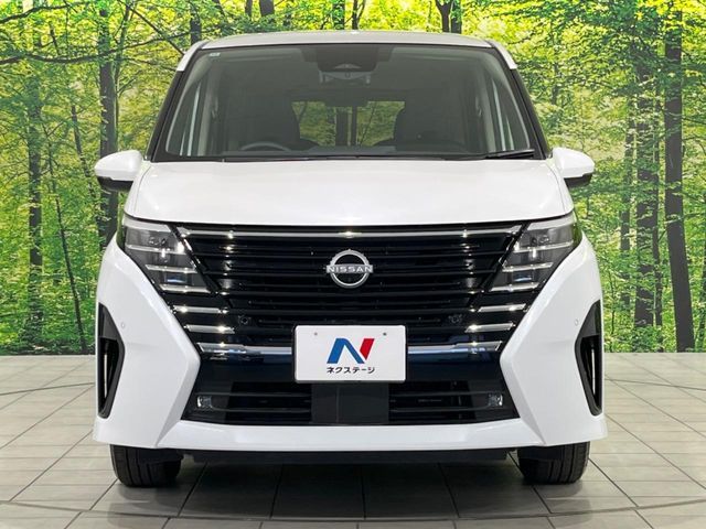 SERENA  WG 4WD