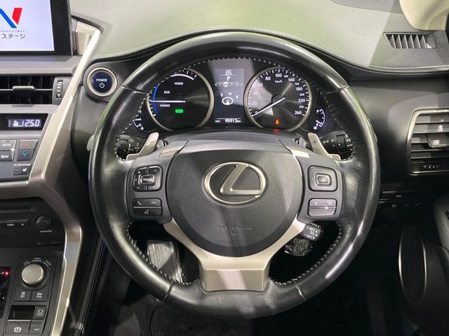 LEXUS NX300h AWD