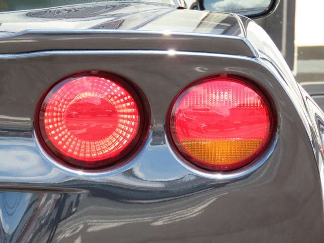 CHEVROLET CORVETTE COUPE