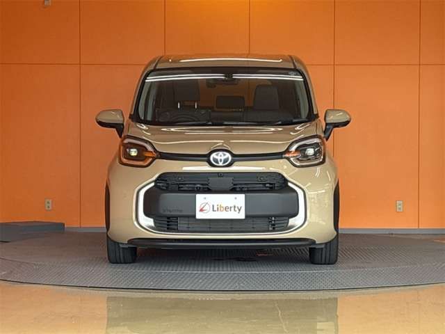 SIENTA HYBRID