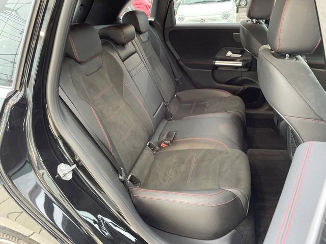 MERCEDES BENZ B class
