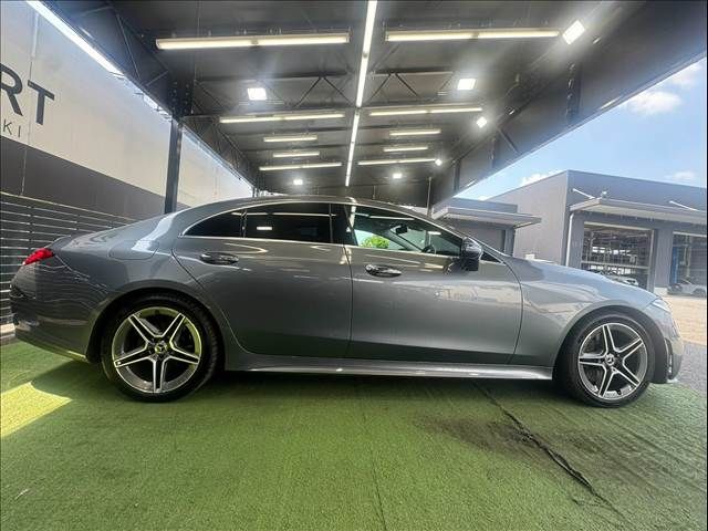 MERCEDES BENZ CLS class