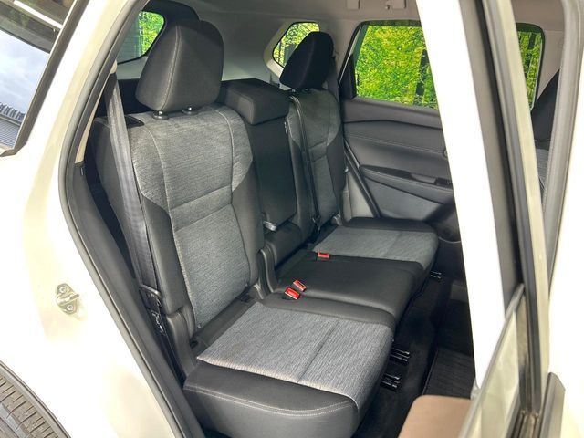 X-TRAIL HYBRID 4WD