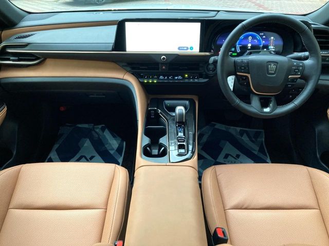 CROWN SPORT