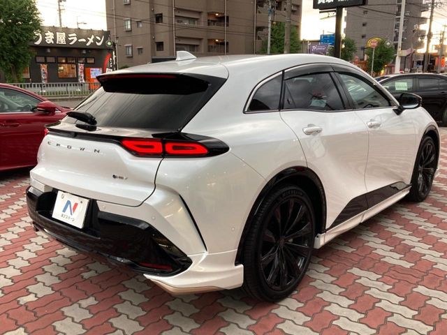 CROWN SPORT