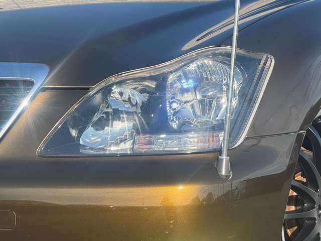CROWN sedan