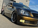 CROWN sedan