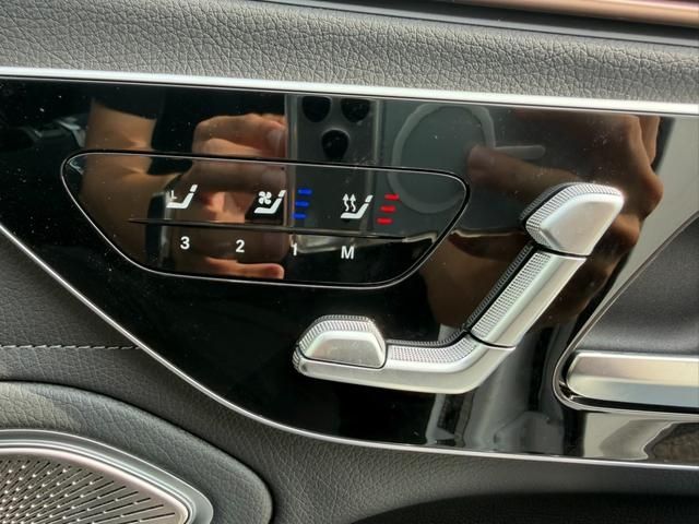 MERCEDES BENZ EQS