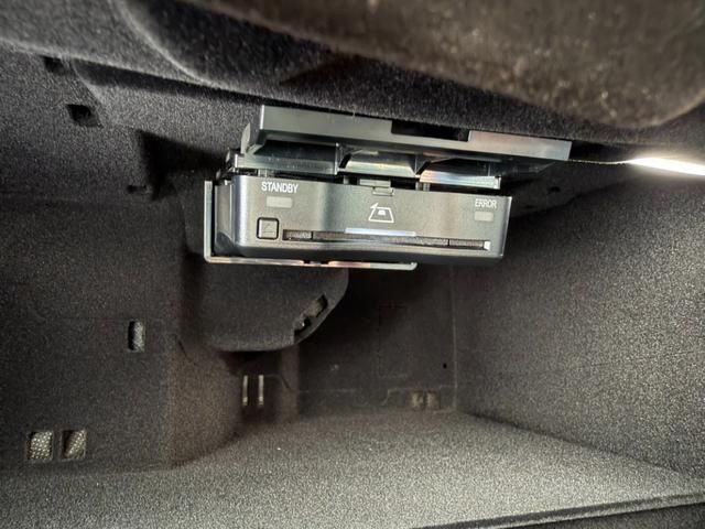 MERCEDES BENZ EQS