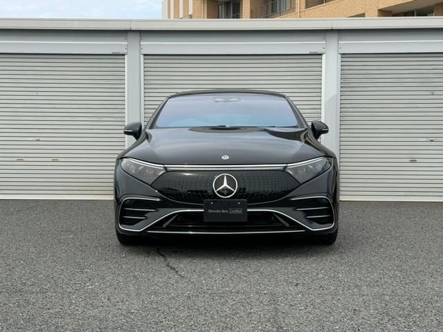 MERCEDES BENZ EQS