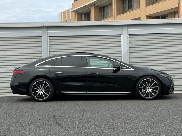 MERCEDES BENZ EQS