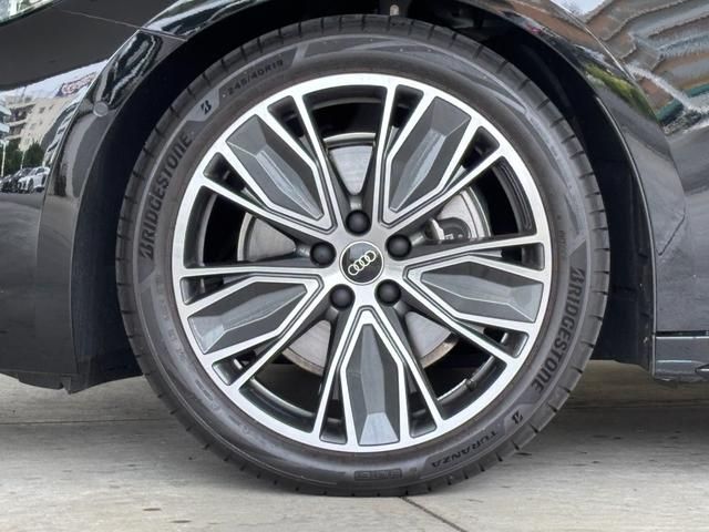 AUDI A5 Sedan