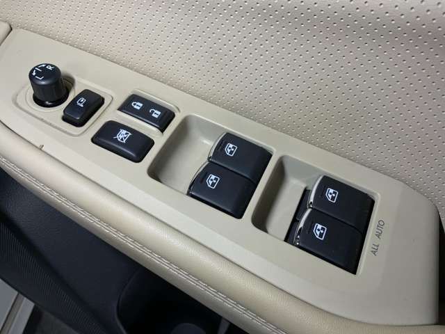 LEGACY B4