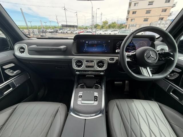 MERCEDES BENZ G class