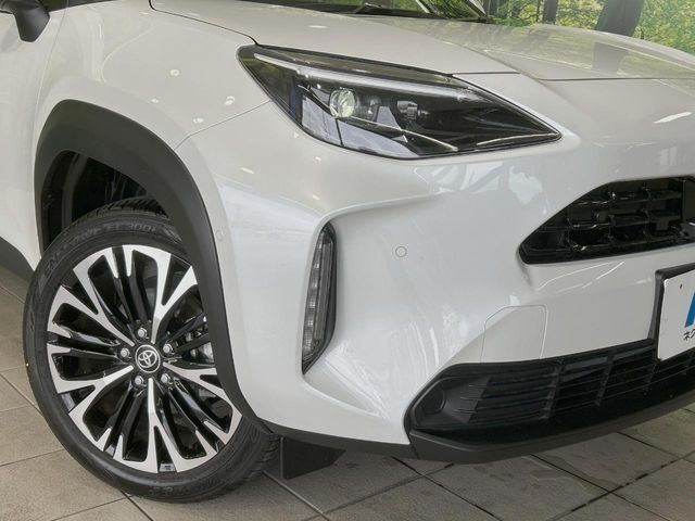 YARIS CROSS HYBRID