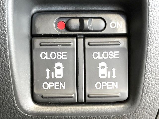 N BOX